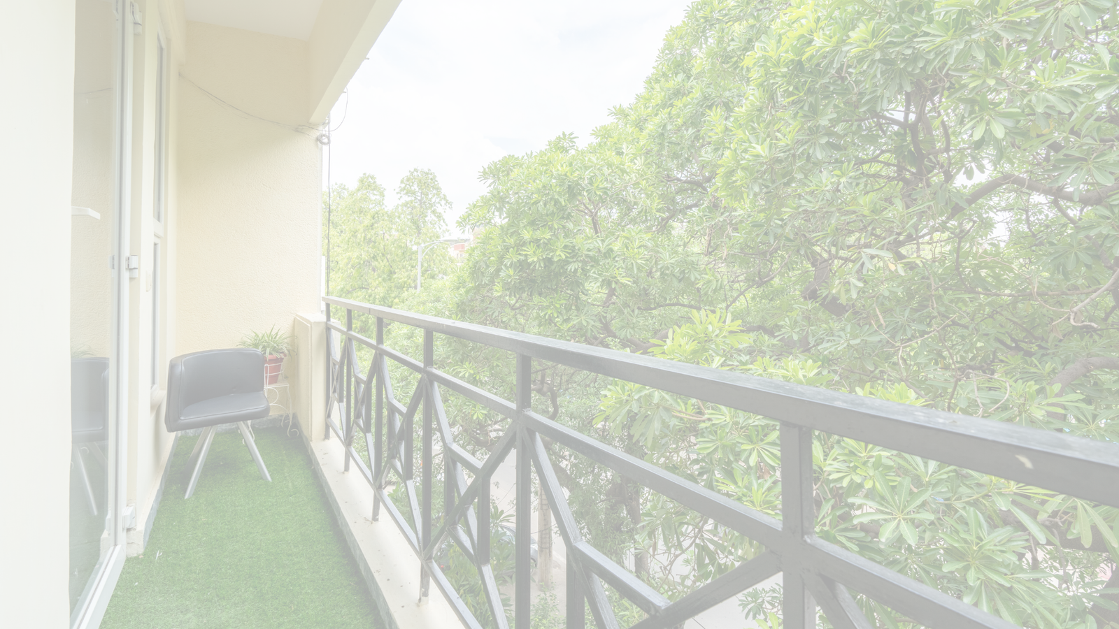 Top 5 Reasons to Book a Homestay in Delhi NCR During Your Next Work Trip