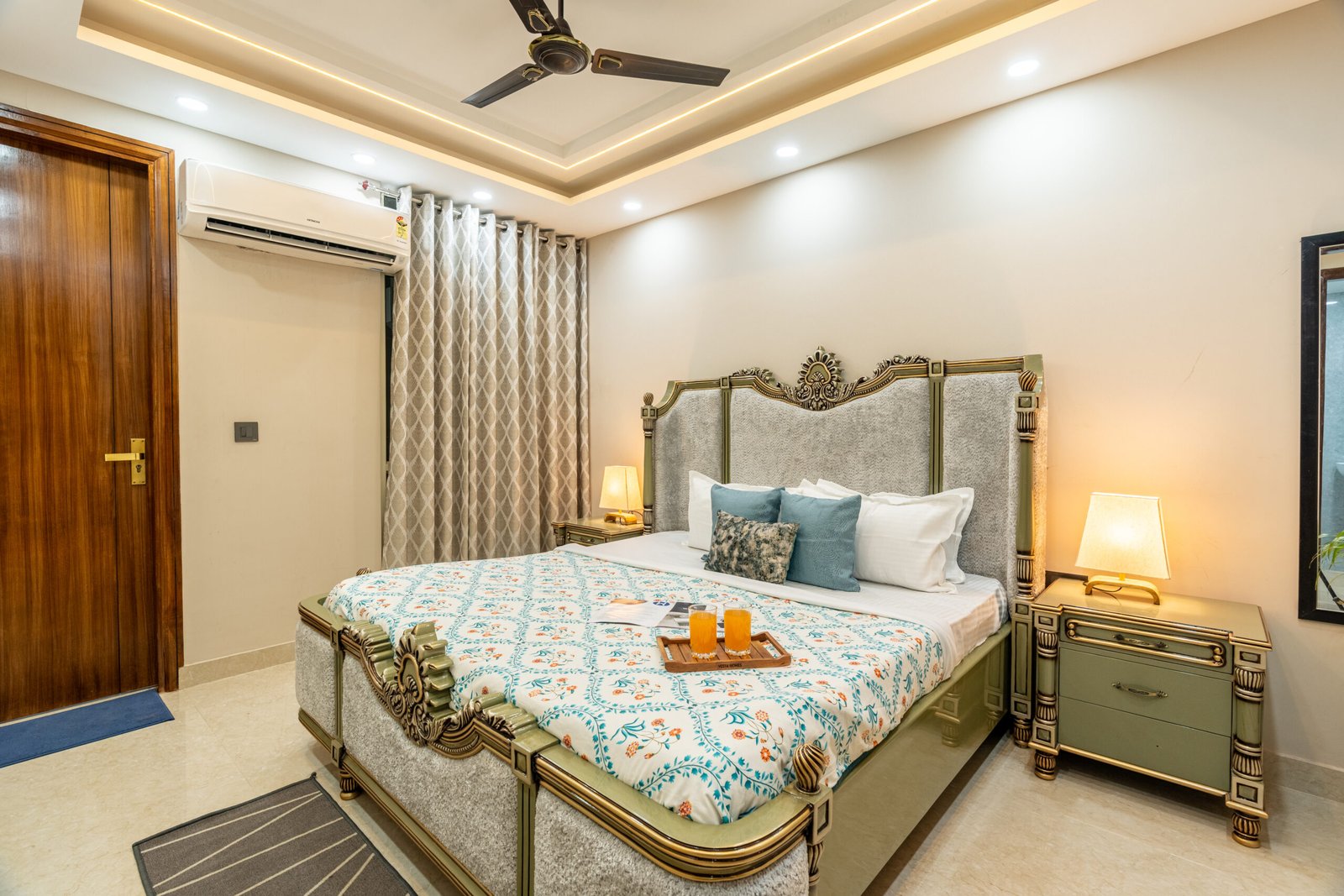 Homlee-Shanti 3BHK-Elevator-Parking-Central DEL